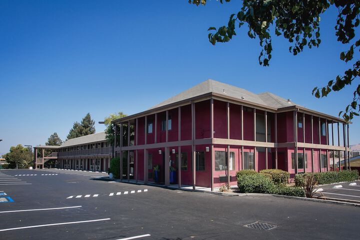 Hotel 10 of 41