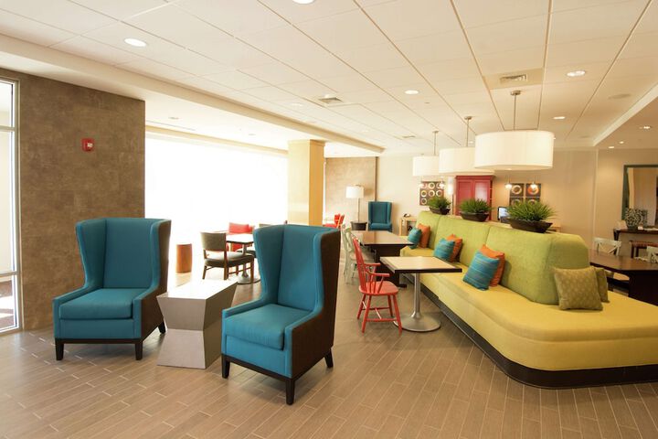 Hotel Interior 10 of 38