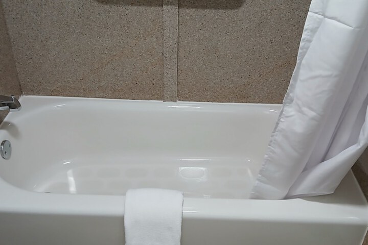 Red Roof Inn Leeds