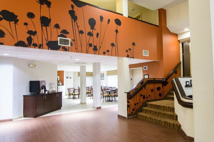 Hotel Interior 22 of 72