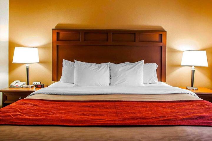 Comfort Inn & Suites Grinnell near I-80