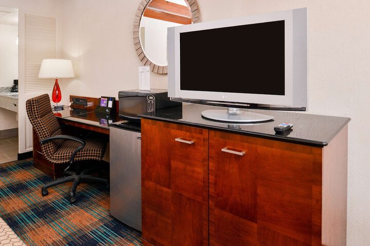 Room 15 of 22