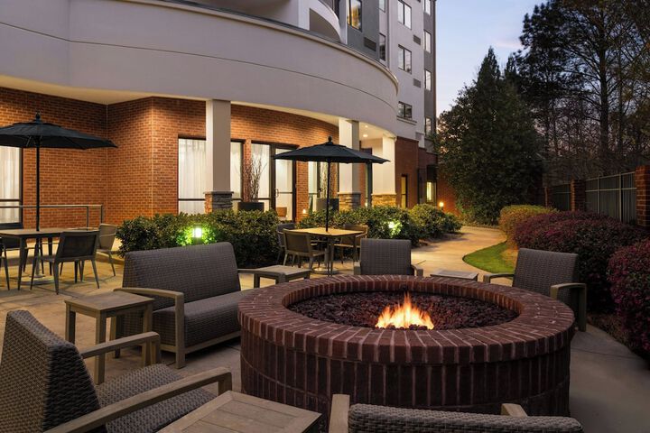 Courtyard by Marriott Atlanta Buford Mall of Georgia