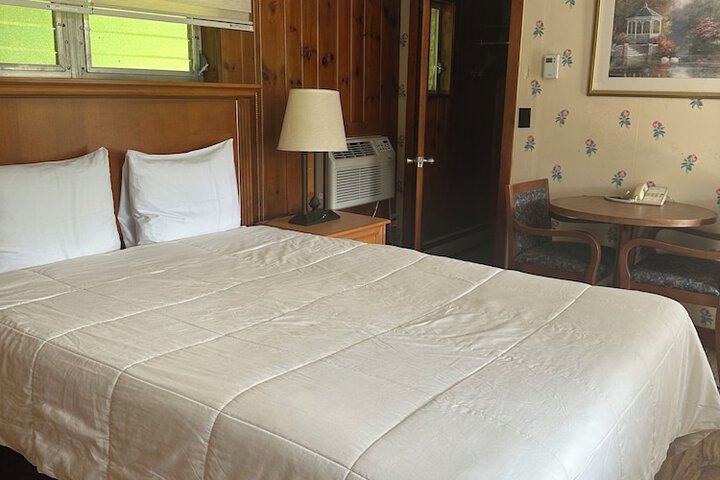 Starlight Inn
