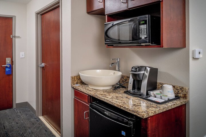 Room 46 of 110