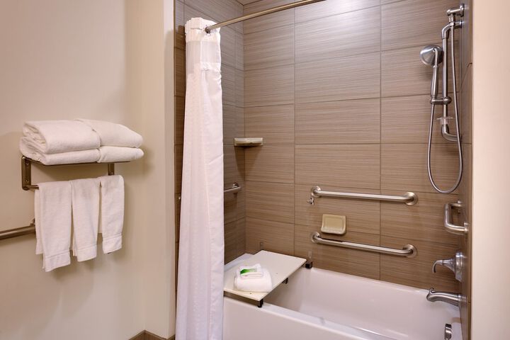 Room 15 of 45