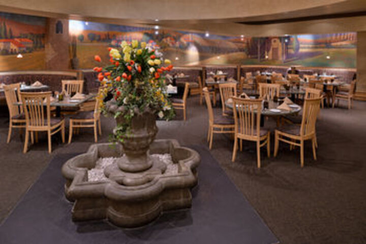 Edward Hotel and Convention Center
