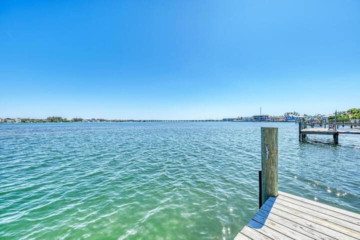 Anna Maria Island Beach Palms 5B