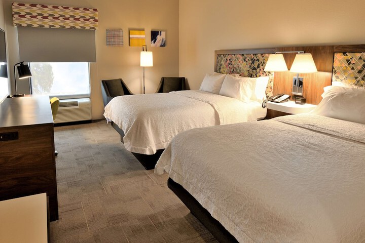 Room 37 of 64