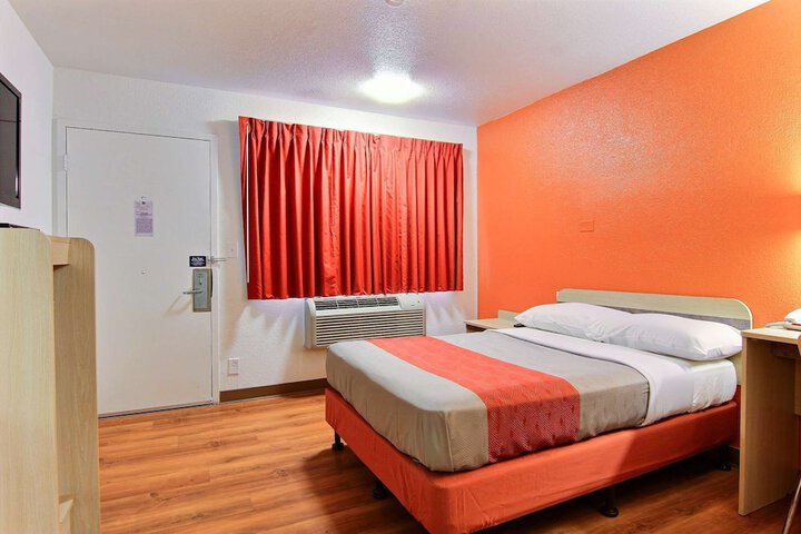 Motel 6 Kingsville TX