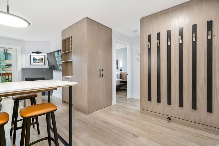 Room 95 of 191