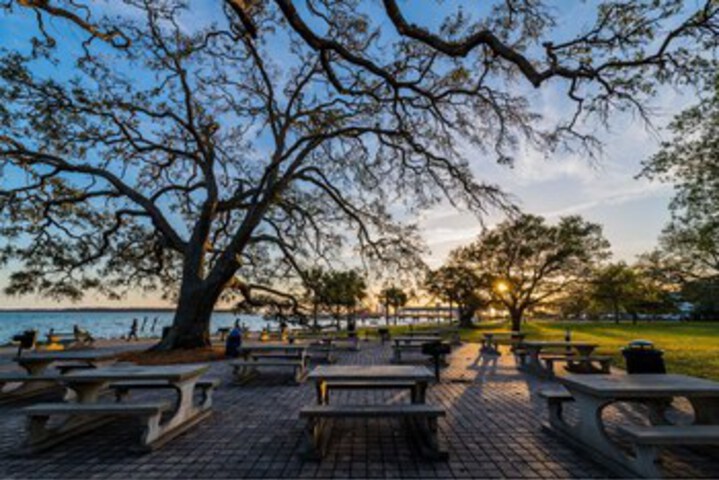 1 East Beach Causeway by Hodnett Cooper