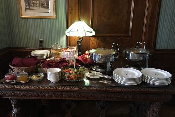 Dining 71 of 94
