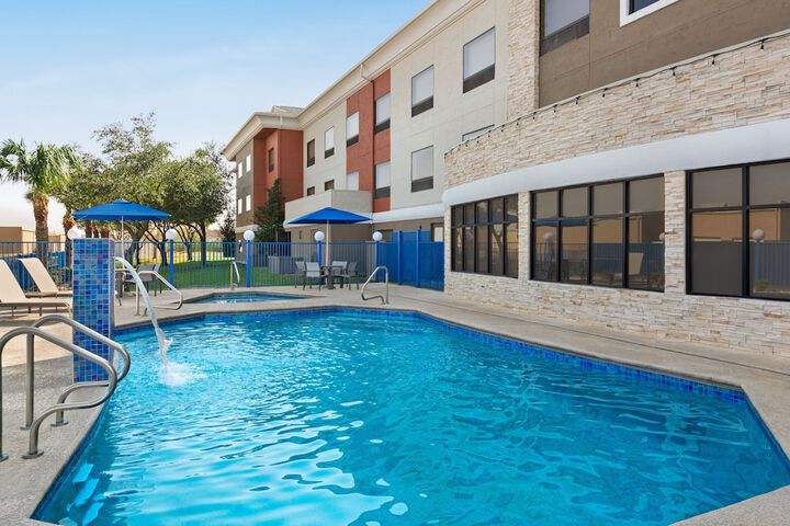 Holiday Inn Express Hotel & Suites Mission-McAllen Area by IHG