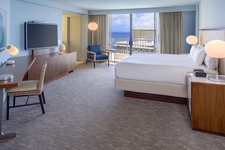 Hyatt Regency Waikiki Beach Resort & Spa