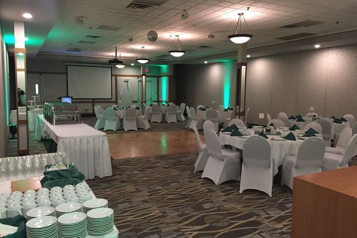 Ballroom/Hall 44 of 54