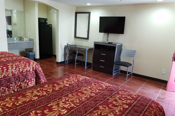 Luxury Inn & RV Park