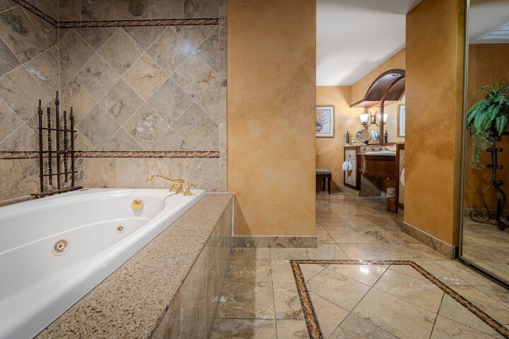 Chateau on the Lake Resort Spa and Convention Center