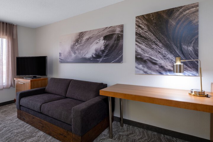 Room 20 of 33