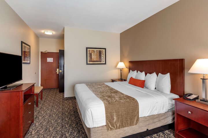 Room 20 of 38