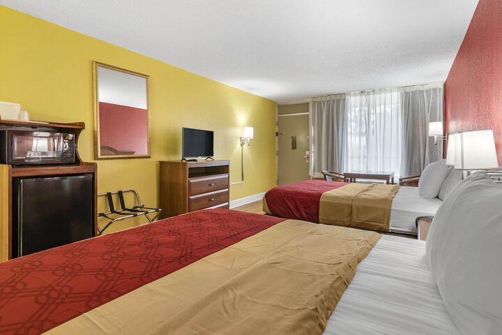 Room 34 of 53