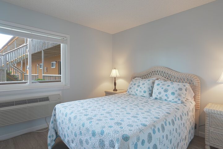 Room 52 of 105