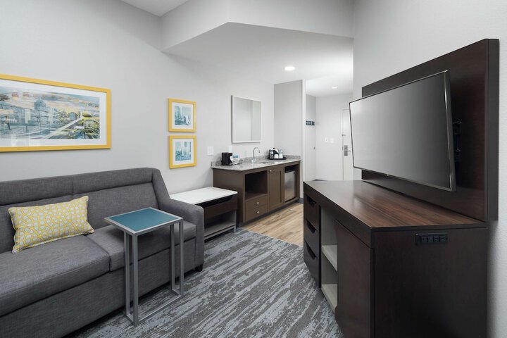 Room 19 of 56