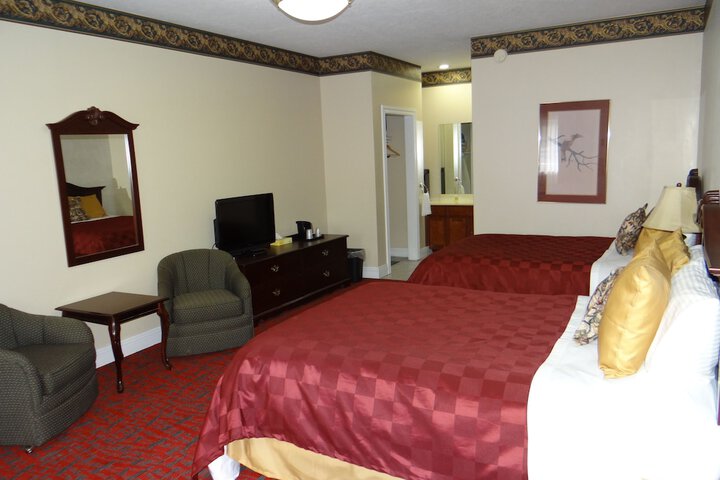 Room 73 of 116