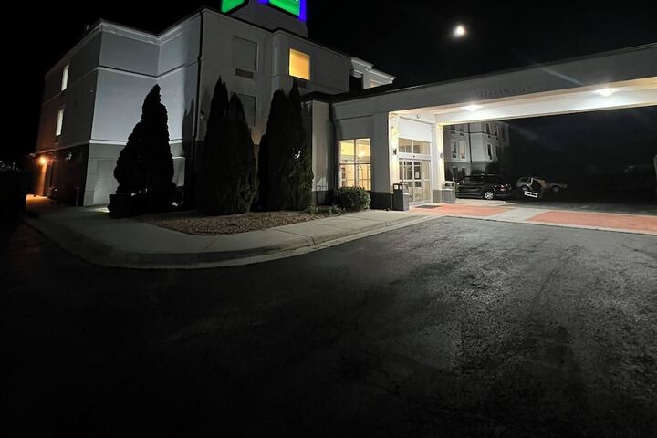 Wingate by Wyndham Dublin Near Claytor Lake State Park
