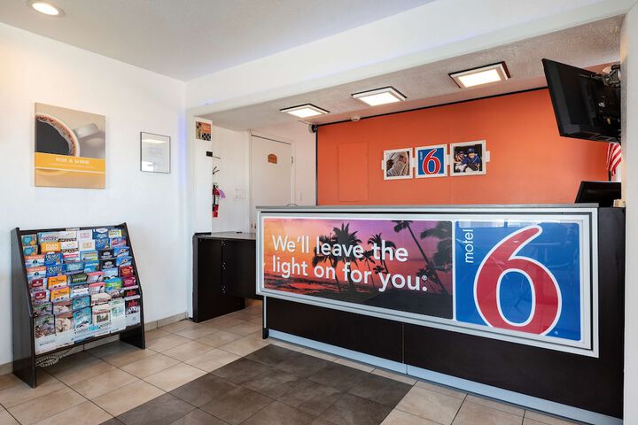 Motel 6 Westley CA