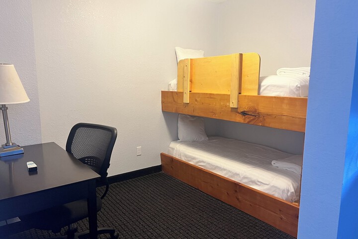 Best Western Lakewinds