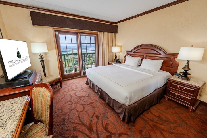 Chateau on the Lake Resort Spa and Convention Center