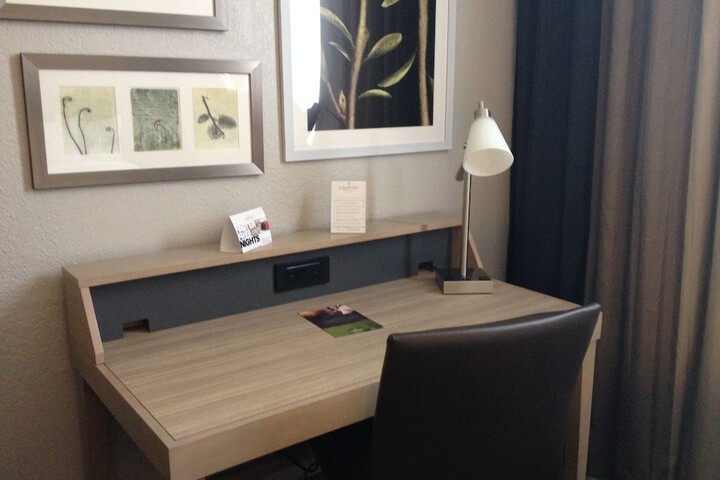 Country Inn & Suites by Radisson Bloomington at Mall of America, MN