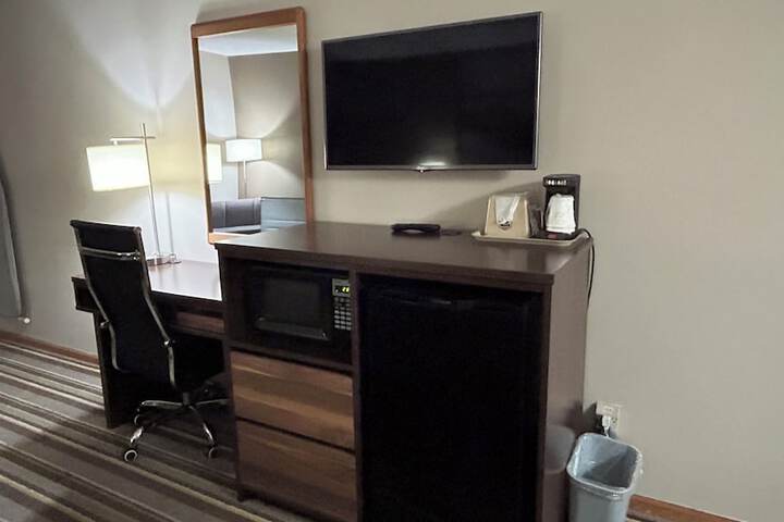 Room 15 of 60
