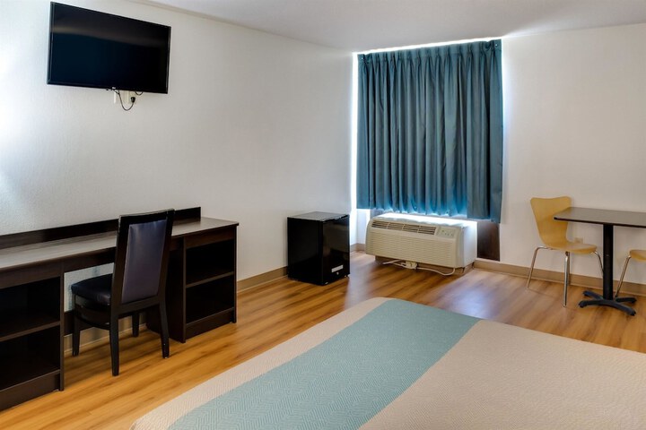Motel 6 Richmond IN