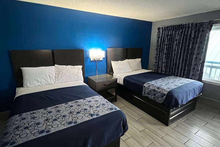 Room 22 of 41