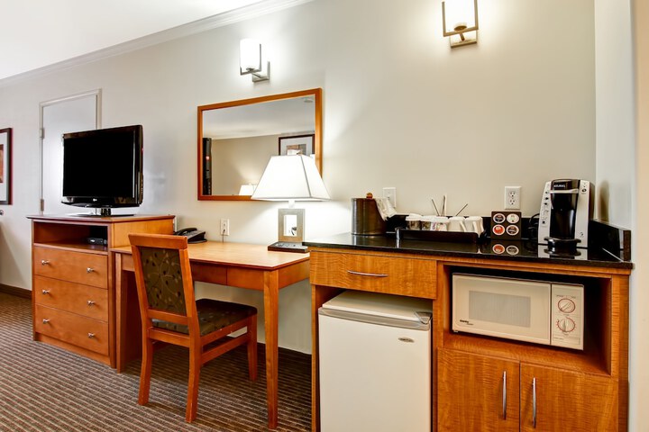 Room 11 of 19