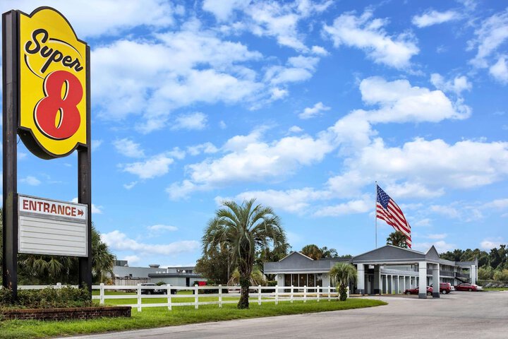 Hotel 5 of 67
