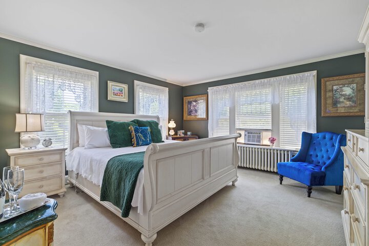Westbrook Inn B & B