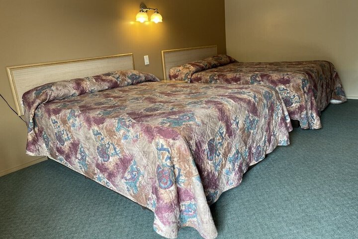 Room 12 of 30