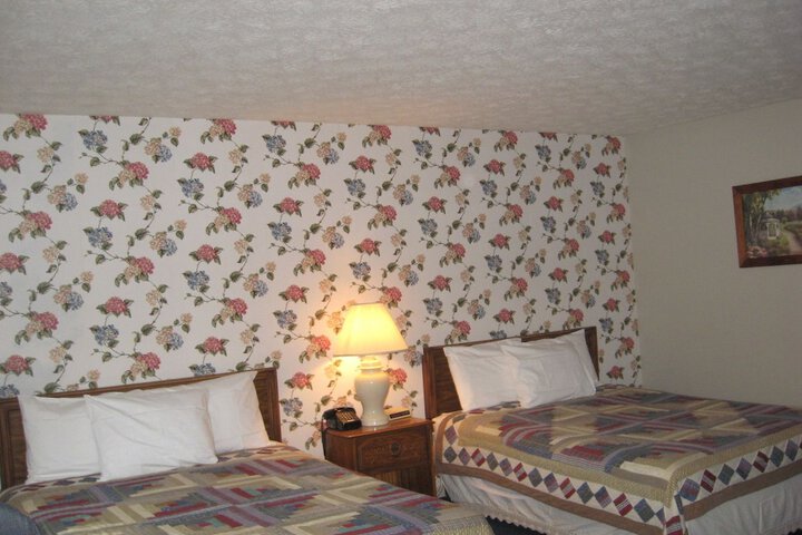 Room 15 of 23