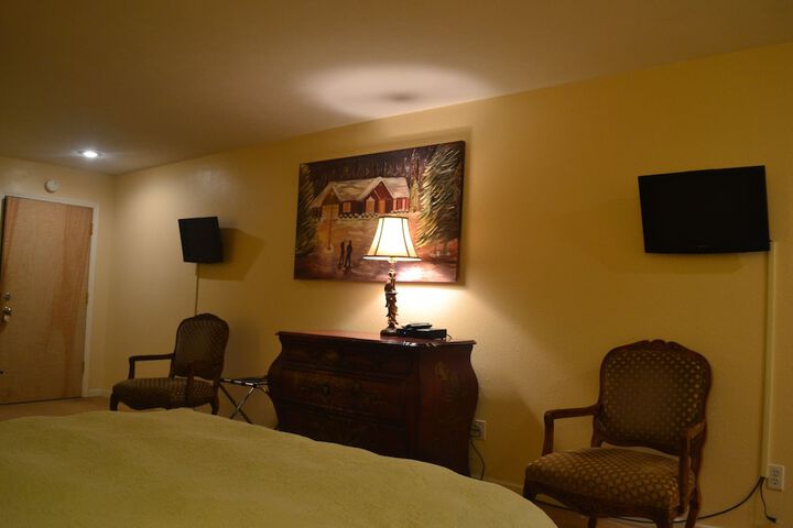Room 11 of 57