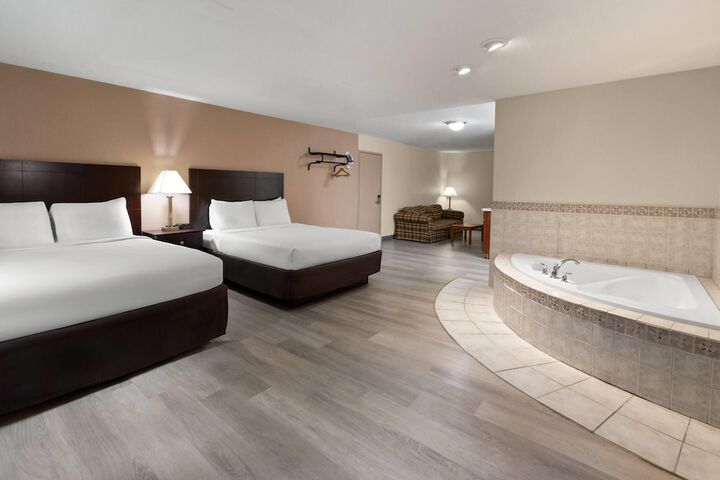 Baymont by Wyndham Iron Mountain