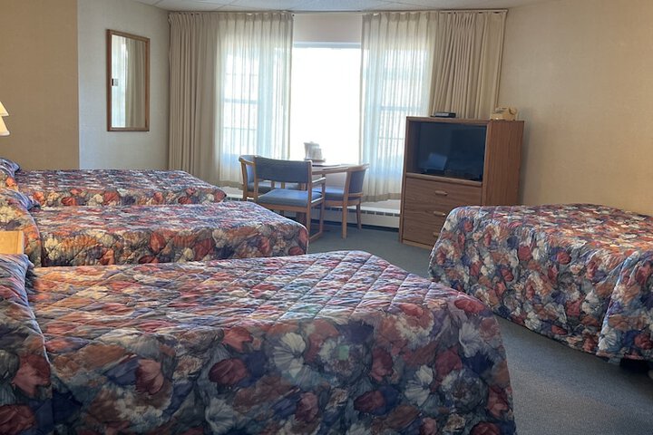 Room 44 of 70