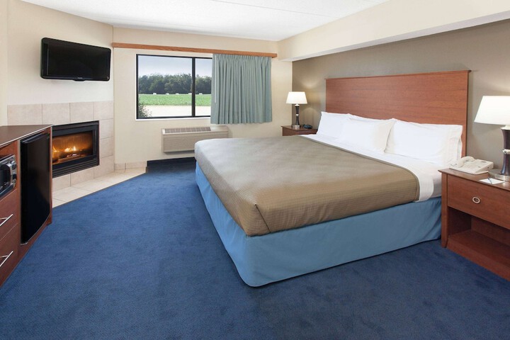 Room 20 of 34