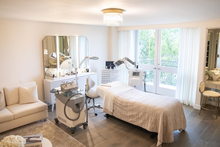 LErmitage Beverly Hills