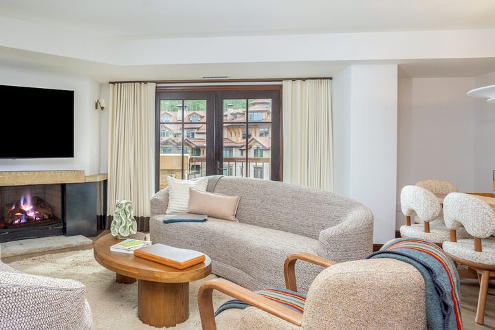 Madeline Hotel & Residences Auberge Collection