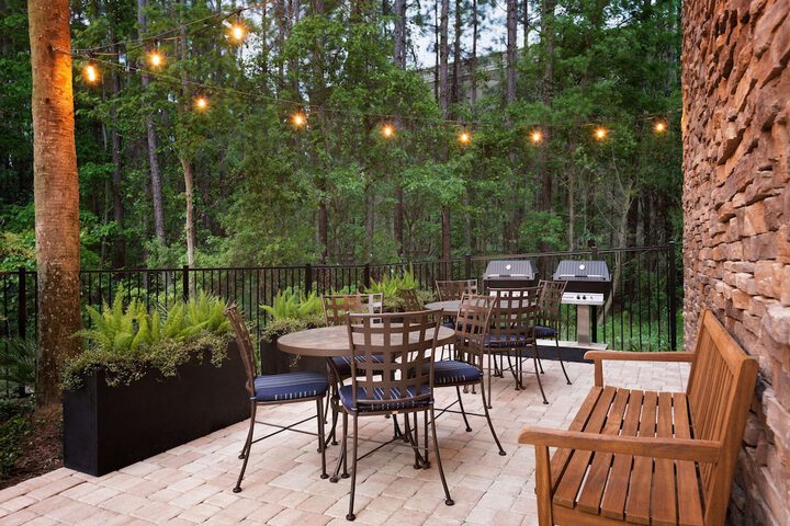 Terrace/Patio 33 of 36