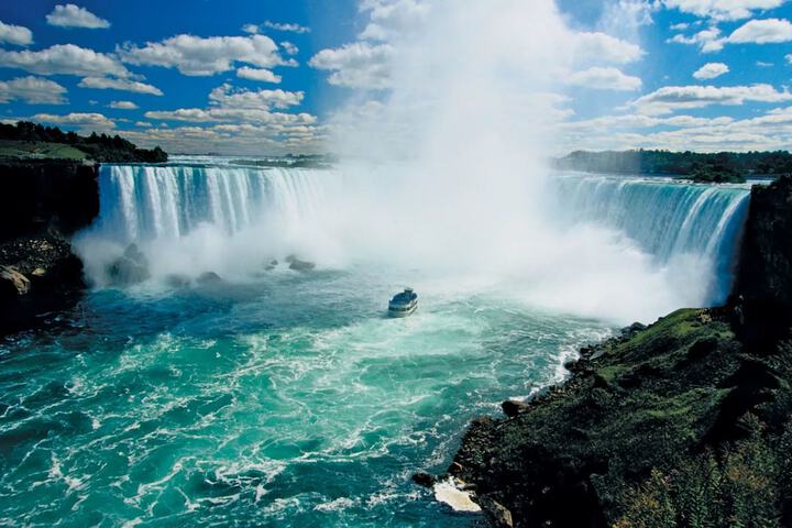 Holiday Inn Toronto - Intl Airport by IHG