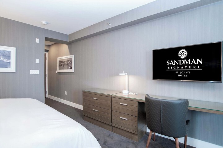 Sandman Signature St. Johns Hotel